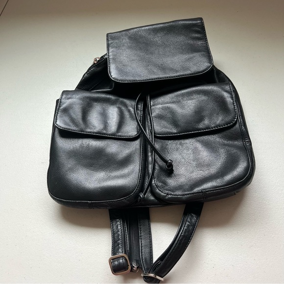 Franklin Covey Black Leather Purse/Small Back Pack - Picture 9 of 13